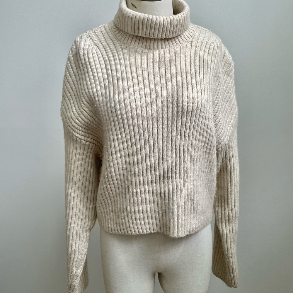 H&M Cream Ribbed Turtleneck Cropped Sweater